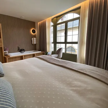 Puerto De Hotel Luarca