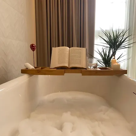 Puerto De فندق لواركا