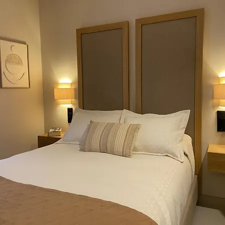 Puerto De Szálloda Luarca